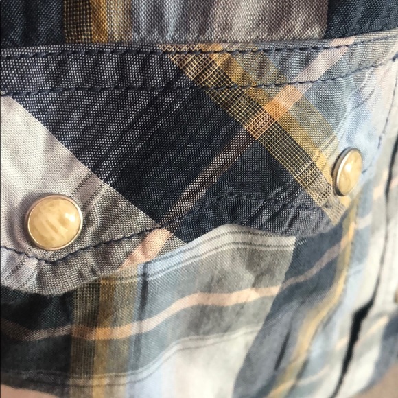 Old Navy size large long sleeve blue western shirt - Picture 6 of 7